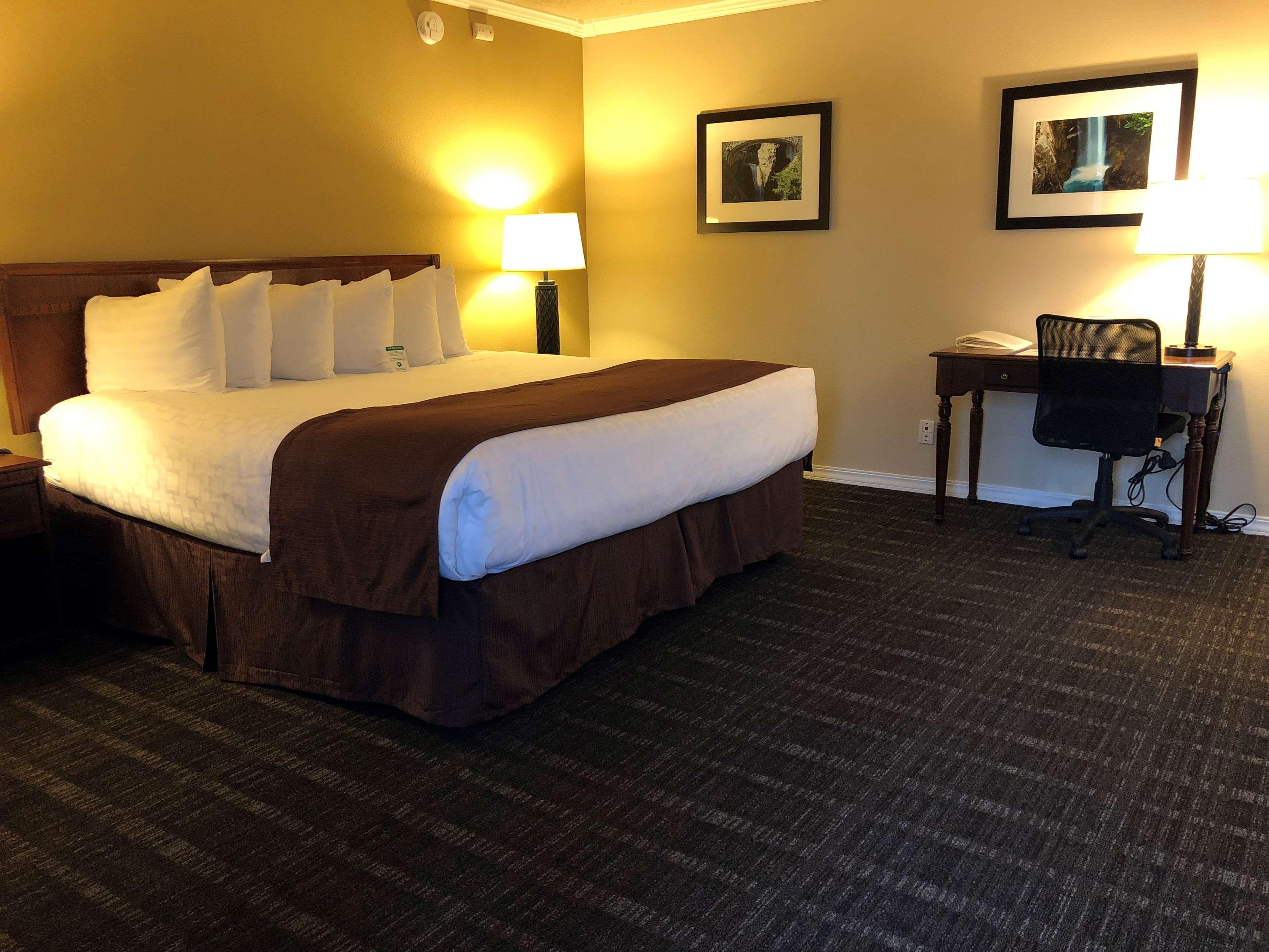 Best Western Lakewood Buitenkant foto