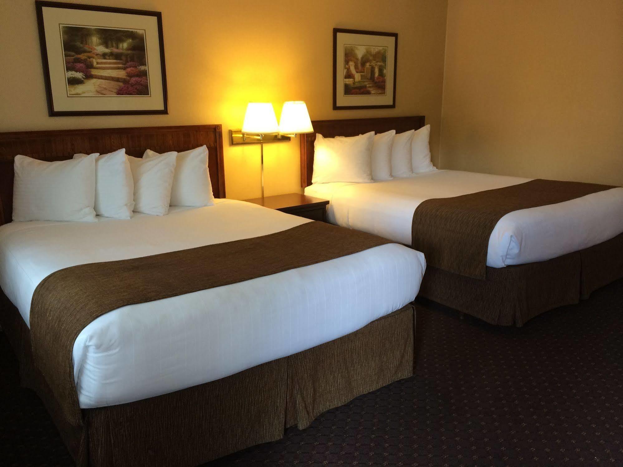 Best Western Lakewood Buitenkant foto